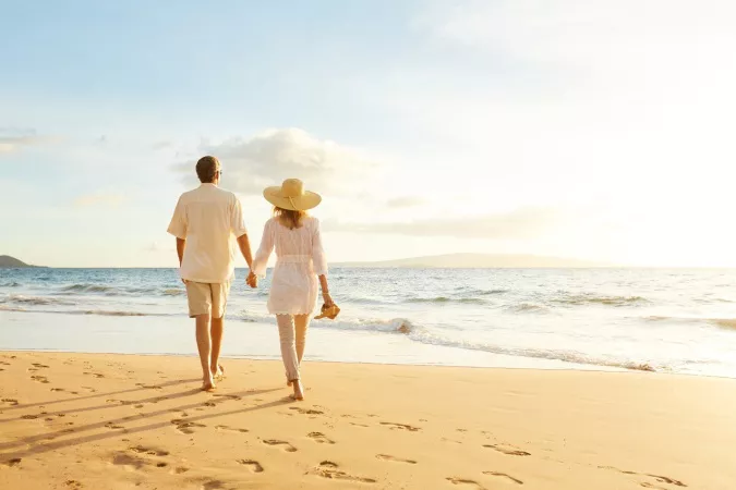 romantic vacation couple