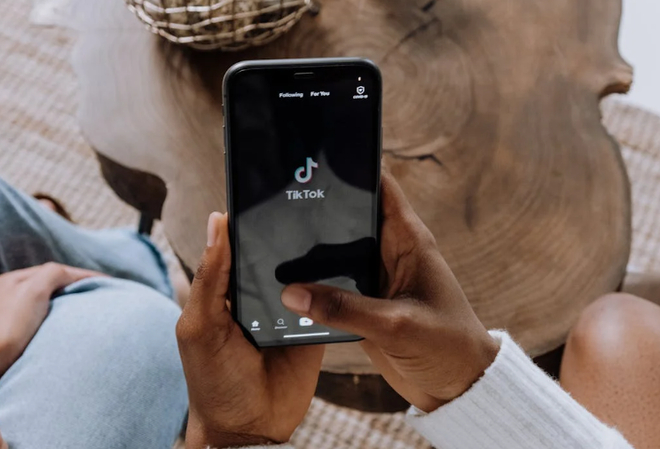 Interacting naturally on TikTok to avoid shadow ban