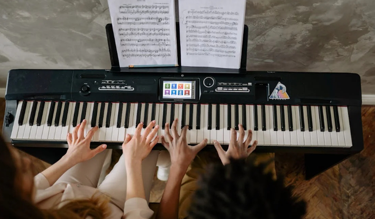 Teaching music to make money as a music producer