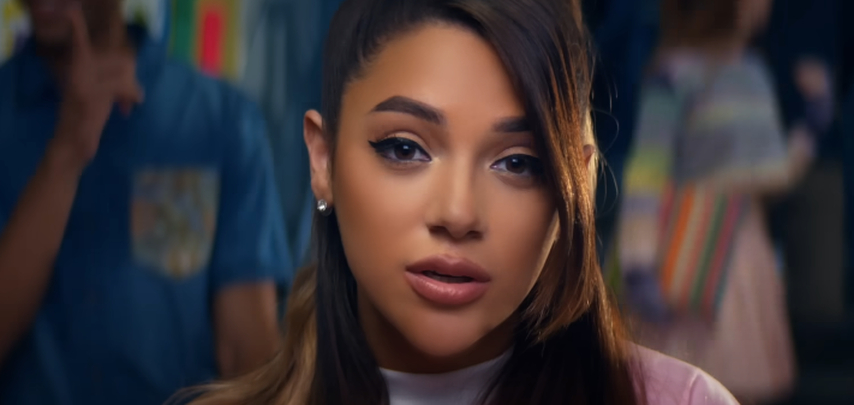 Thank you Next fastest 1M views on YouTube