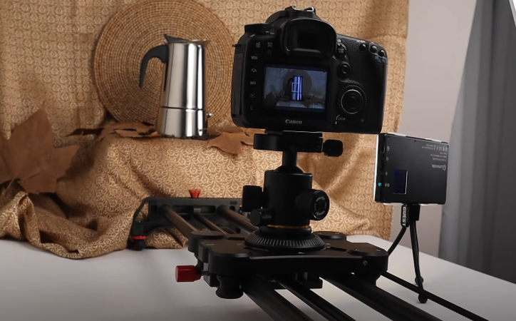 Using a motorized slider to film a product in motion