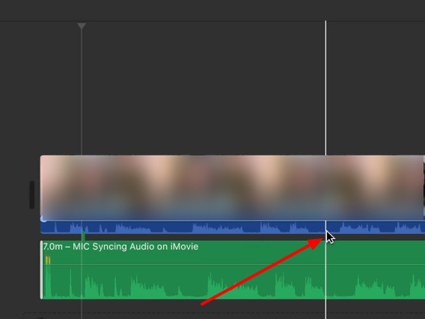 Matching audio and video waveforms to sync in iMovie