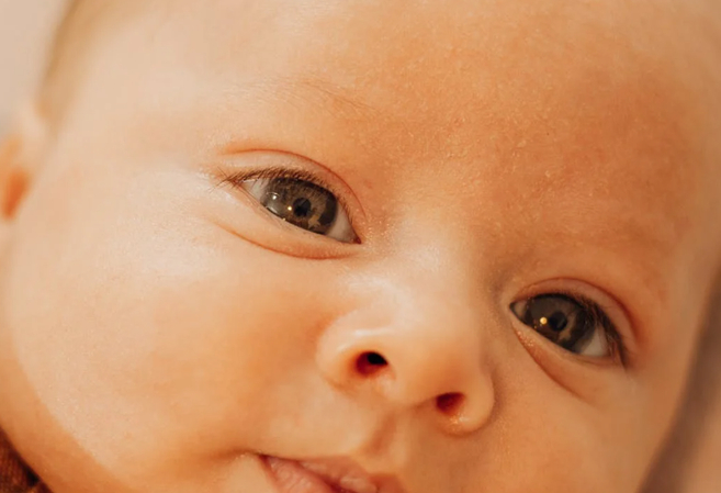 Newborn baby eyes wide open